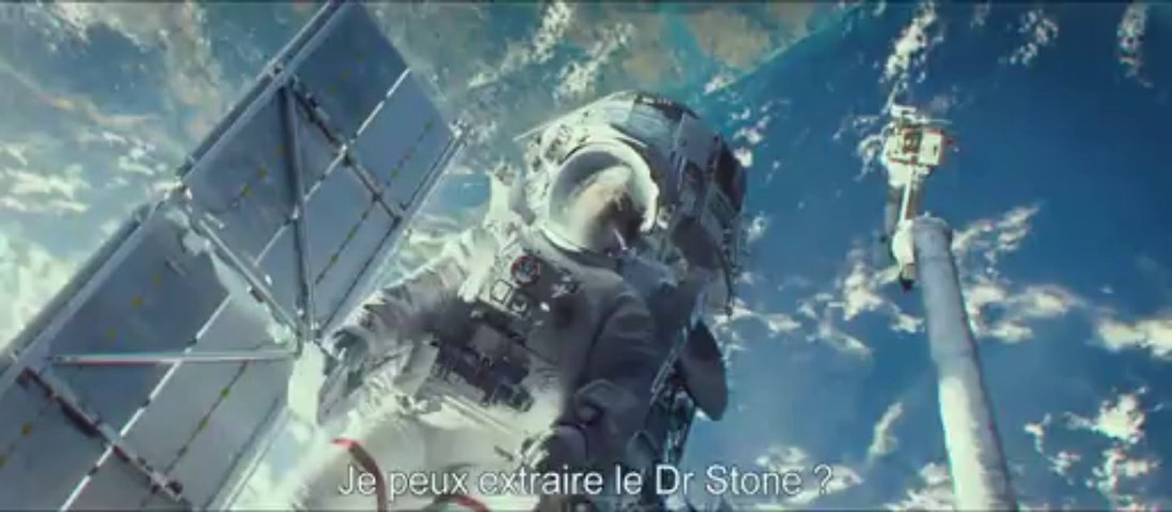 Gravity (2013) - Extrait "Detached" [VOST-HD]