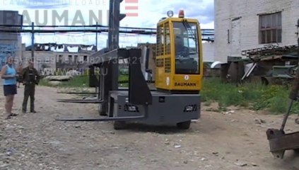 Погрузчик для груза 6-18 метров www.kiit.ru погрузчики боковые BAUMANN из Италии