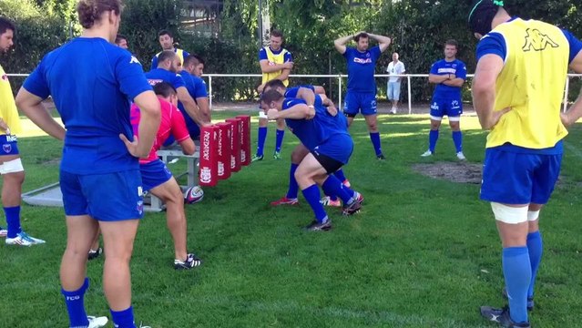 Exercices par atelier : trois-quarts, avants et joueurs en phase de reprise #FCG