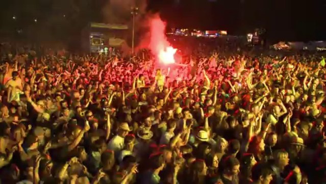 Basement Jaxx - Do Your Thing // Live at Kendal Calling 2013