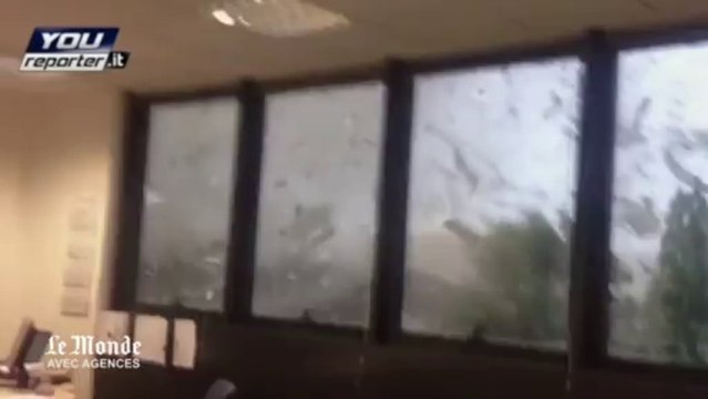 Italie : une puissante tornade filmée de l'intérieur