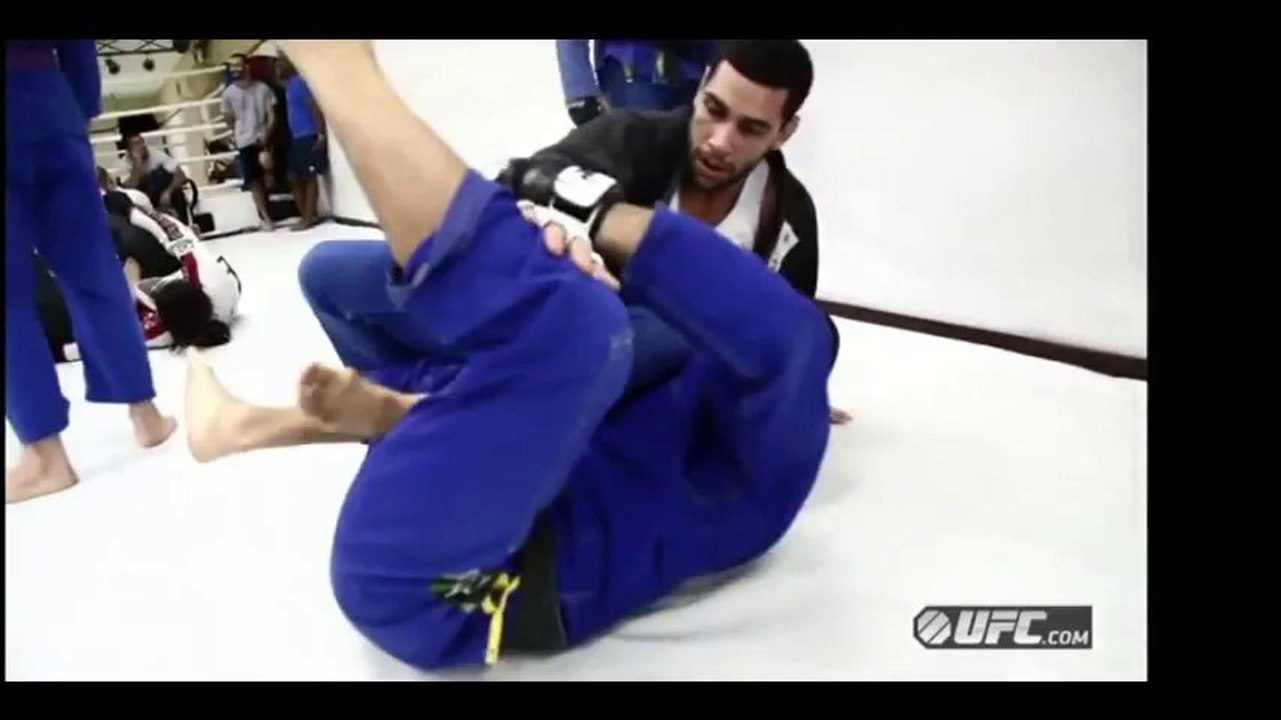 UFC: Thales Leites