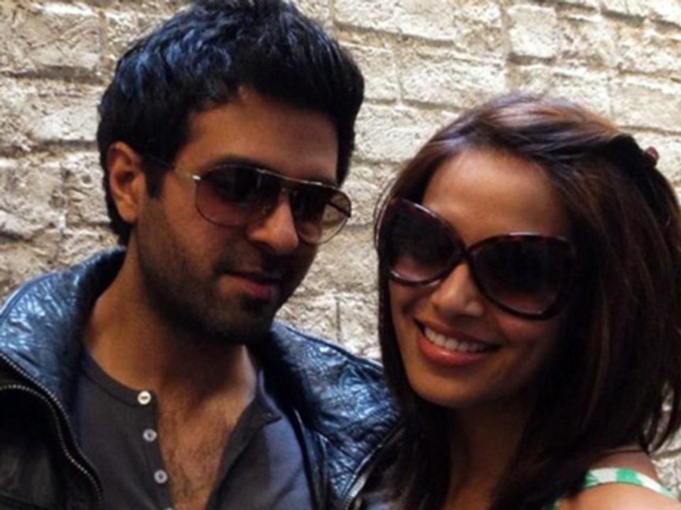 Wedding bells for Bipasha Basu and Harman Baweja