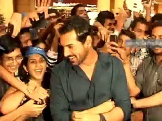 john abraham launch sky bags new collection