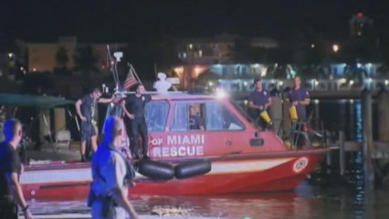 Bar deck collapses into the sea
