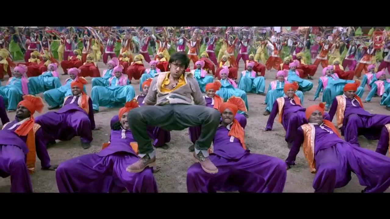 Besharam Official Trailer - Ranbir Kapoor, Pallavi Sharda, Rishi Kapoor, Neetu Singh