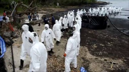 Tailândia luta para conter vazamento de petróleo