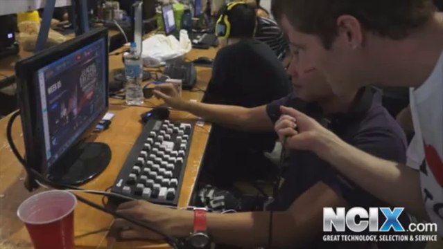 Baseball bat vs LCD monitor @ LANcouver (sponsored by NCIX) lan party