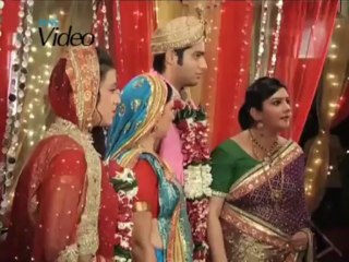 Rohan exposed in Punar Vivah
