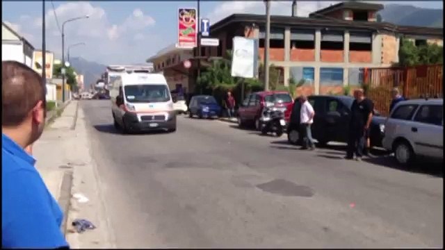 Angri (SA) - Sparatoria per casa contesa, tre feriti (30.07.13)