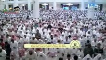 شاهد ماذا فعل الشيخ   المحيسني  في المصلين سورة القيامة  خاشع