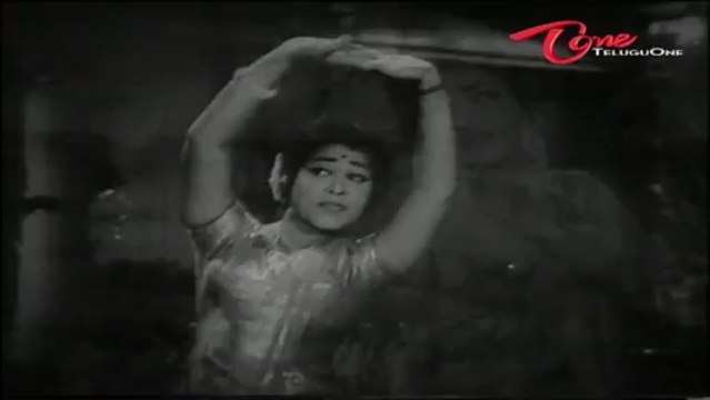 Manchi Kutumbam Movie Songs | Thulli Thulli Paduthundhi | Geethanjali | Vijaya Nirmala