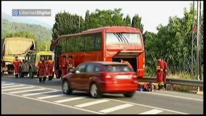 El viento complica la extinción del incendio de Mallorca