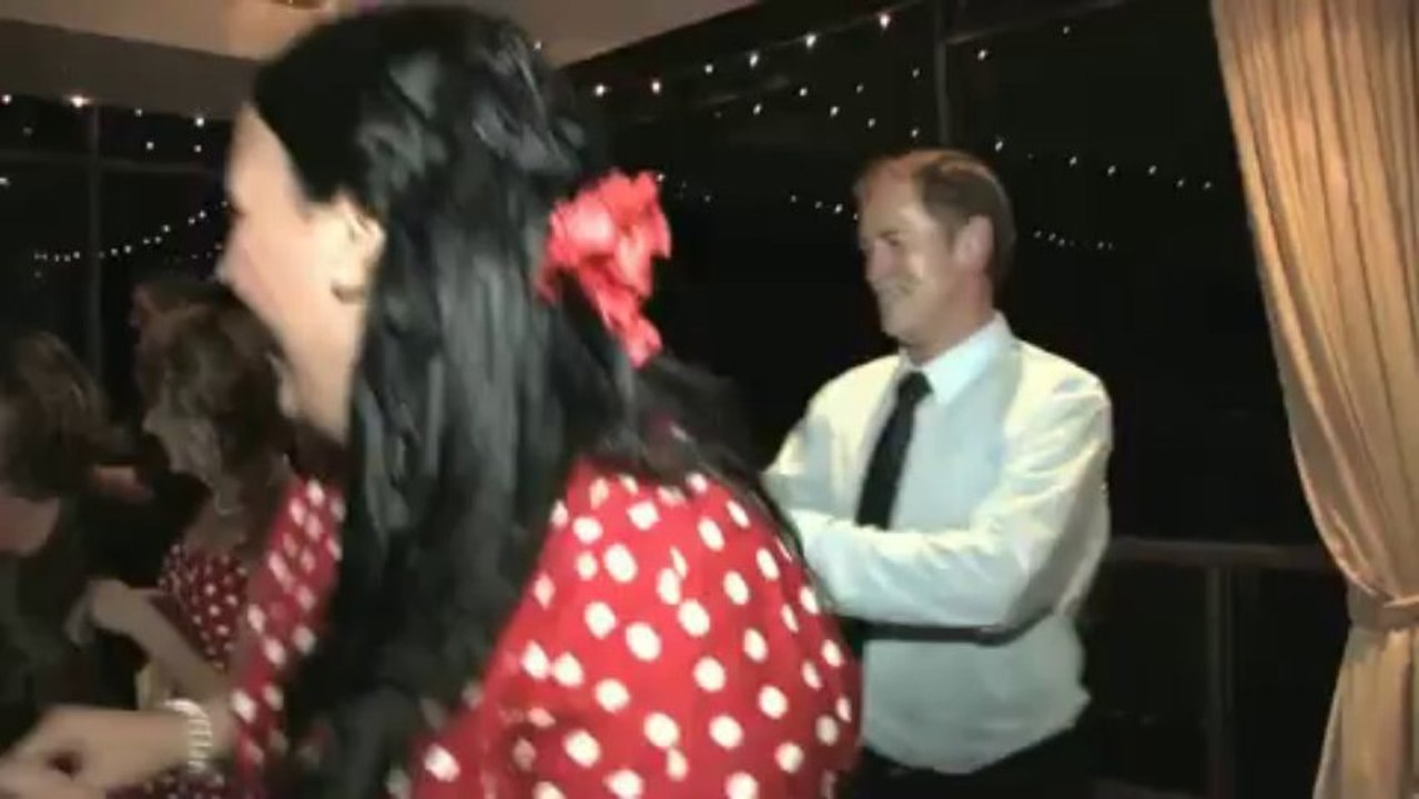 Americans Wedding party & Dancing On Indian Songs
