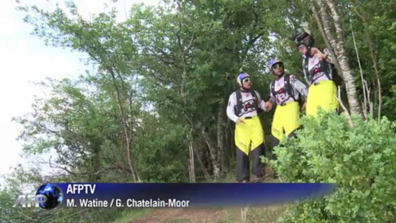 Sturz ins leere - basejumper suchen den kick