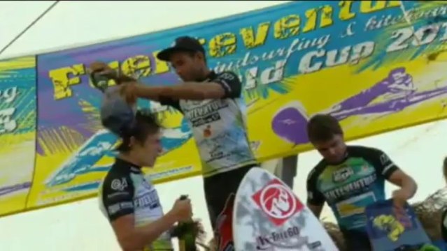 Kitesurfing - Campeonato del Mundo - Gisela Pulido se impone en casa