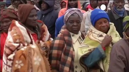 Zimbabweans go to the polls amid fraud allegations