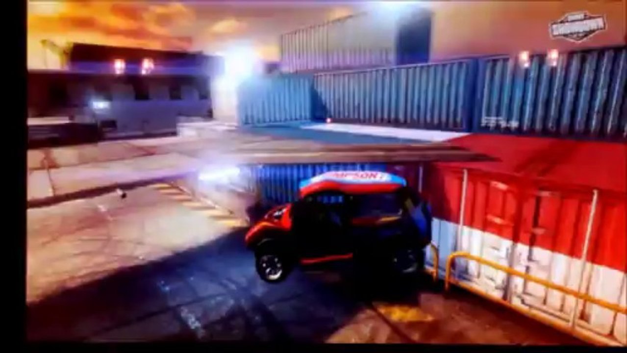 Extreme Close Call Near Miss Jump - DiRT Showdown