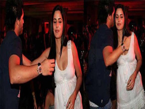 Sidharth Mallya caught KISSING Katrina Kaif