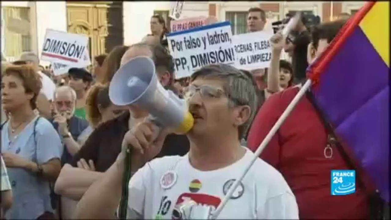 «Scandale des enveloppes» : Rajoy dénonce «mensonges et manipulations»