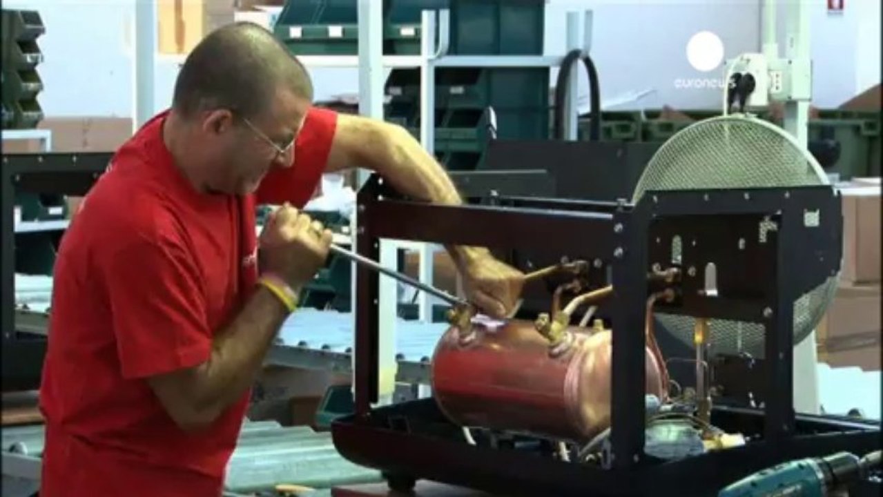 Eurozona, segnali di ripresa. Bce: sarà lenta, tassi...