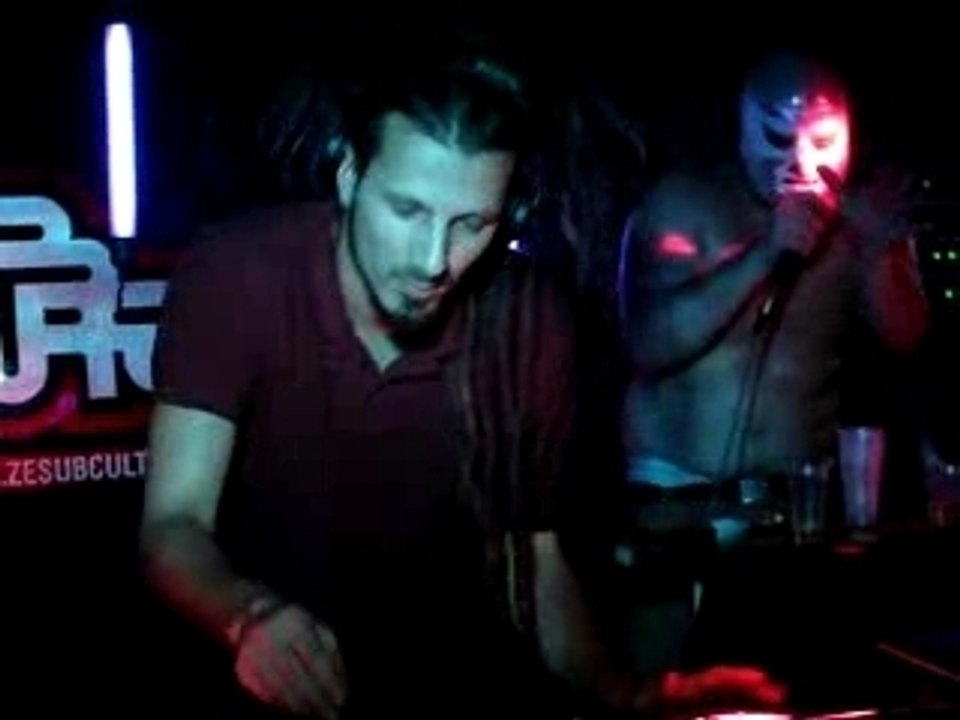 la java drum & bass