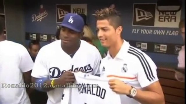 Cristiano Ronaldo baseball match Yankees New York Los Angeles Dodgers