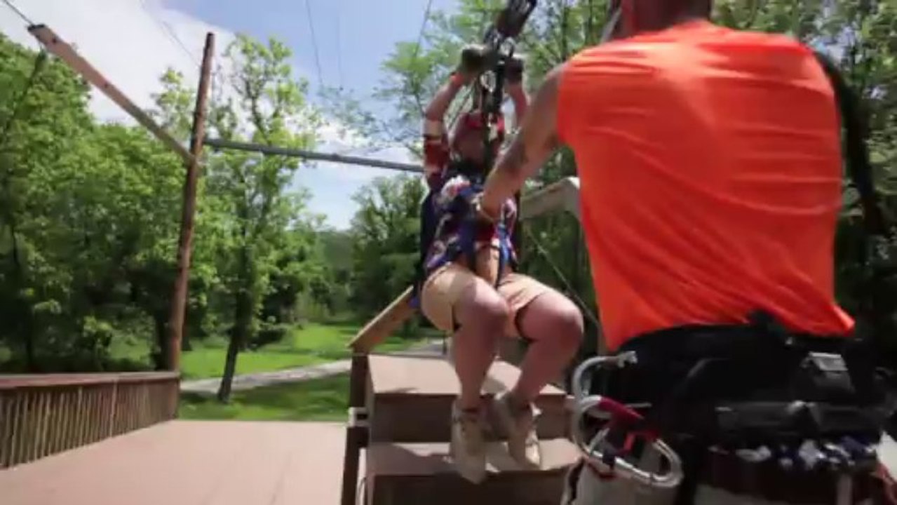 Hocking Hills Luxury Lodge Rental OH, Zip Line Tour Ohio