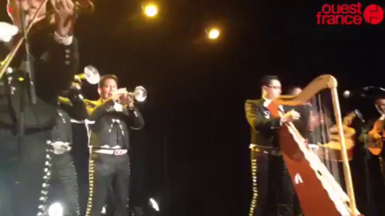 Les Mariachi Luz de Luna donne le la des Escales - Les Mariachi Luz de Luna donnent le la des Escales
