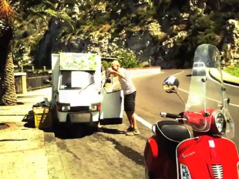 Vespa Tour in Naples, Sorrento, Amalfi Coast and Pompeii