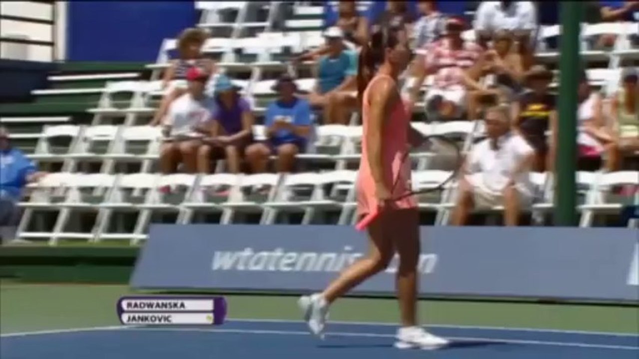 Carlsbad: Jüngere Radwanska düpiert Jankovic