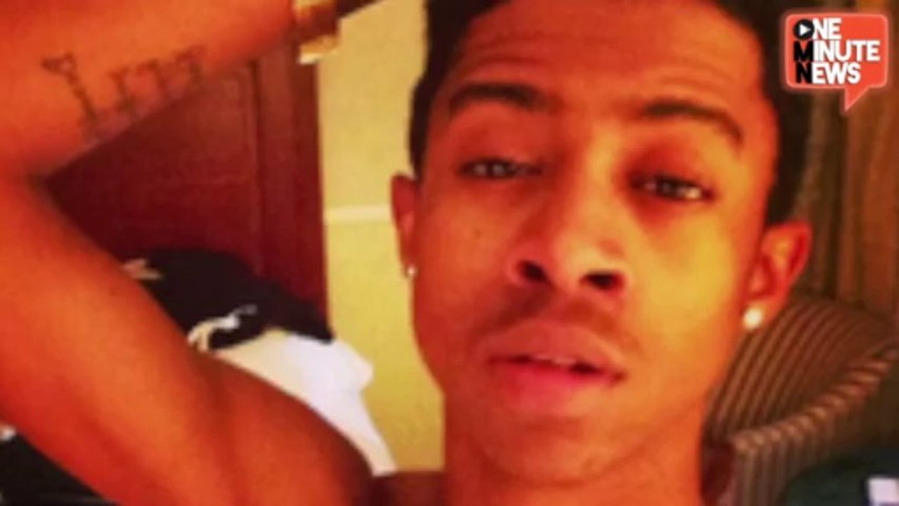 Justin Bieber Stuffs Fan's Cell Phone in His Pants (VIDEO) and Faces a Break Up with Lil Twist