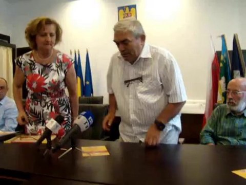 Deschiderea Taberei de creatie si recreatie -Piatra Neamt, organizata de Asociatia Universul Prieteniei Iasi, 22 iulie 2013