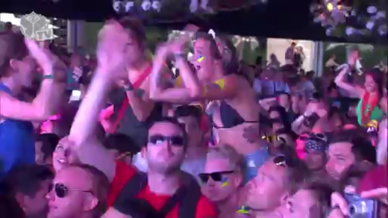 HD ★ Afrojack @ Tomorrowland 2013 Dj Mankey Sharing for Everyone ;)