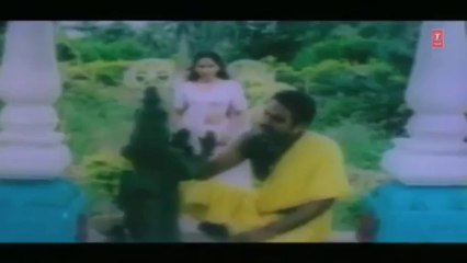 South Indian Actress Showing Cleavage To Pujari - Alilathoni Malayalam Movie