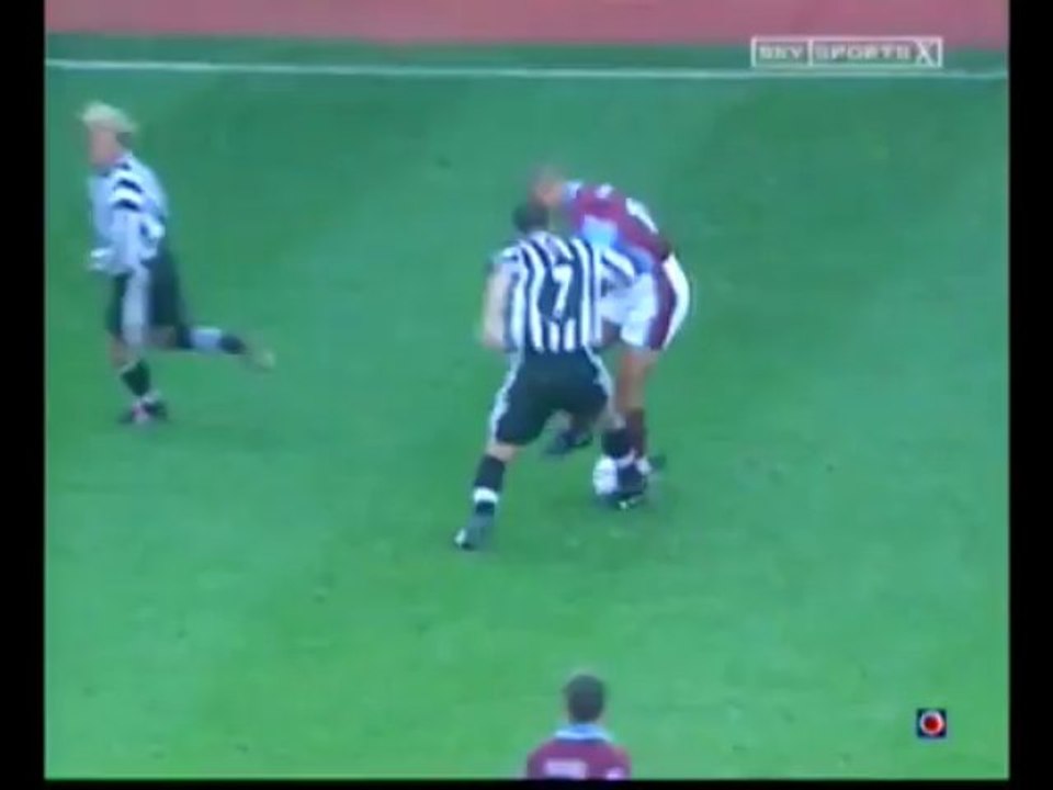 Rio Ferdinand best skills