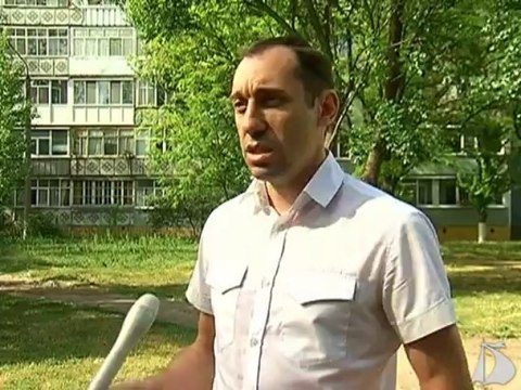 На районе (Стекло ч. 2) от 13 июня 2012