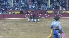 RICARDO PAIVA AMADORES DA AZAMBUJA PEGA TOIRO FALÉ FILIPE NA NAZARÉ