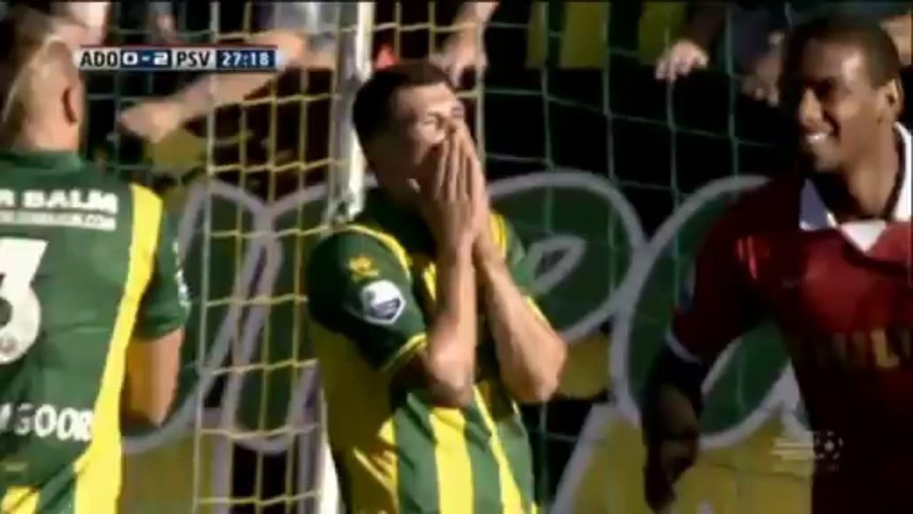 Kurioses Eigentor: Niederländer verlädt eigenen Keeper