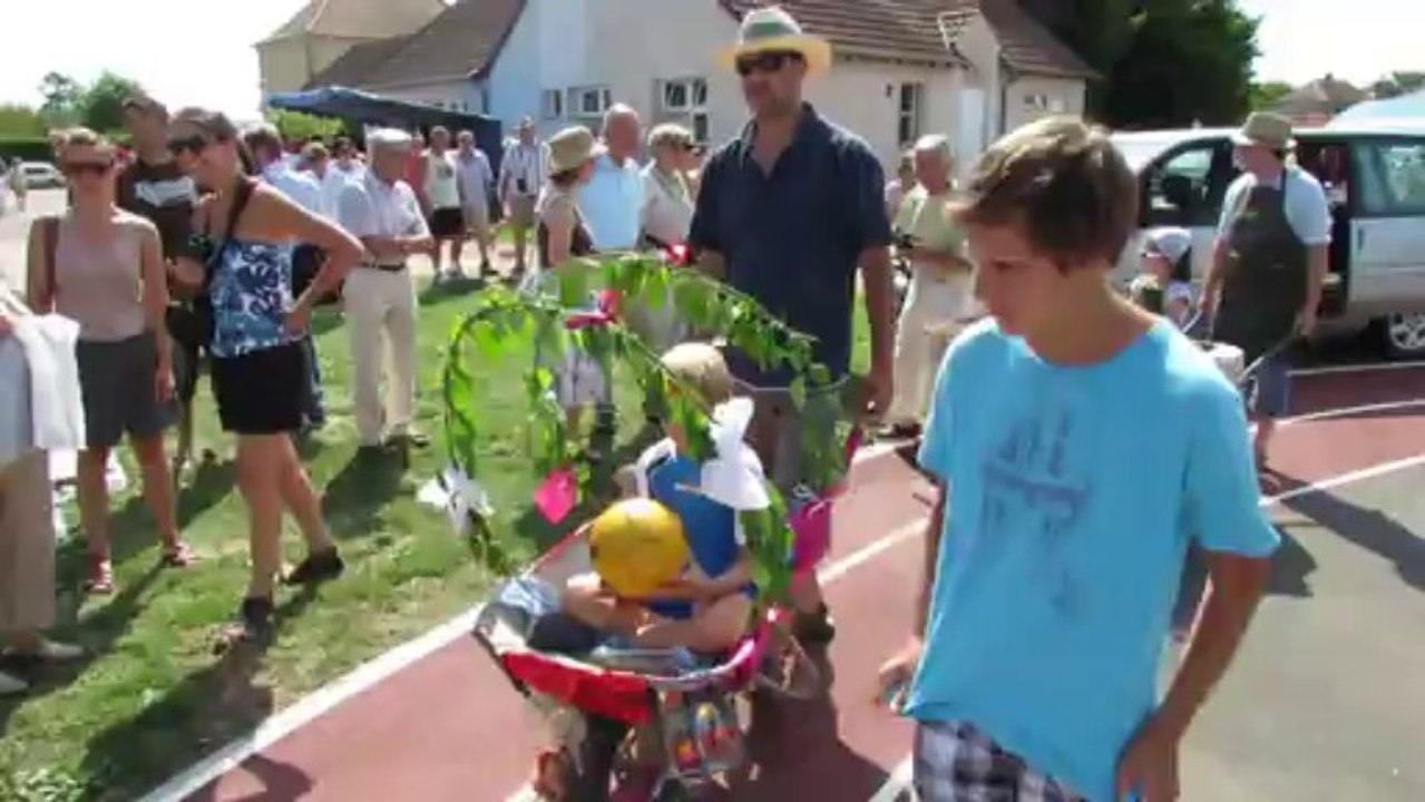 Concours de brouettes décorées à Anzy-le-Duc