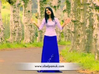 SiBEL PAMUK SARI GELiN