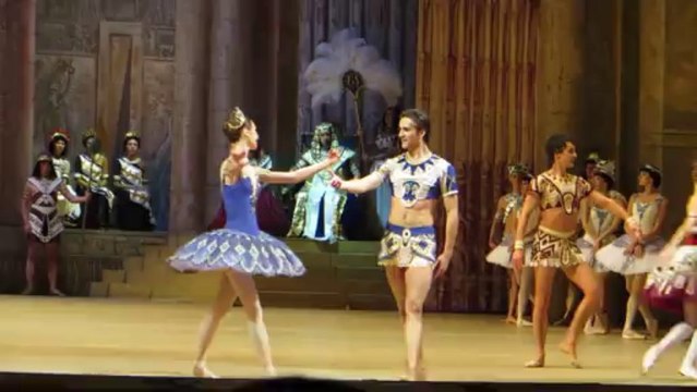 Светлана Захарова / Нина Капцова / Руслан Скворцов - Дочь фараона 22.11.2012