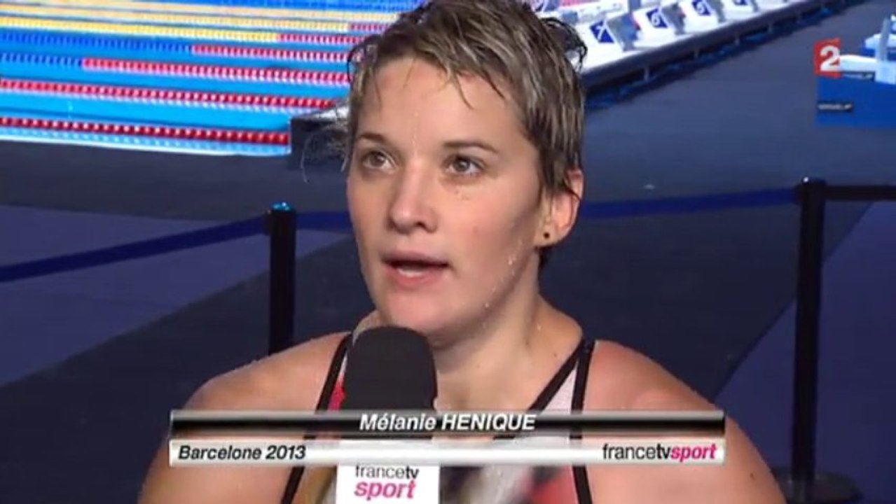 Demi-finales 50m pap (F) - ChM 2013 natation (Henique)