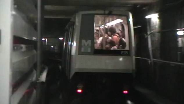 VAL206 : Départ de la station Jean Jaurès sur la ligne A du métro de Toulouse