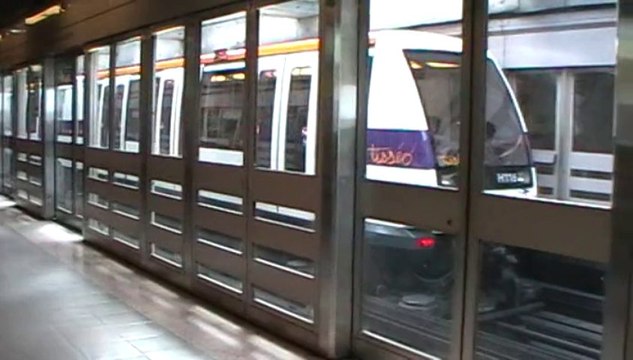 VAL208 : Départ de la station Jolimont sur la ligne A du métro de Toulouse