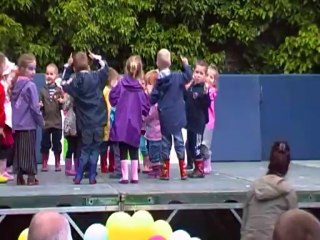 Maëlys Fête des école 2013