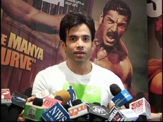 intrv TUSHAAR KAPOOR for film SHOOT OUT AT WADALA