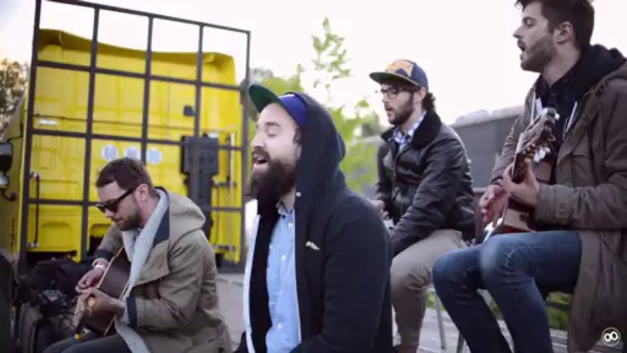 Colt Silvers - As We Walk (Version Acoustique) @ Le Weekend des Curiosités - Gigsonlive Session