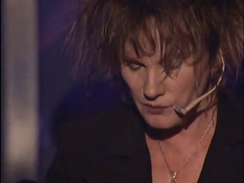 Diane Dufresne: L'oubli 'live' 03, une chanson pour tous les Français.