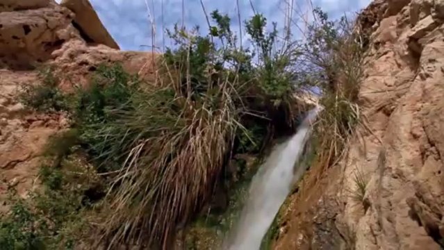 Song: Luna / Album: Hearts Together / Artist: Michael Benghiat